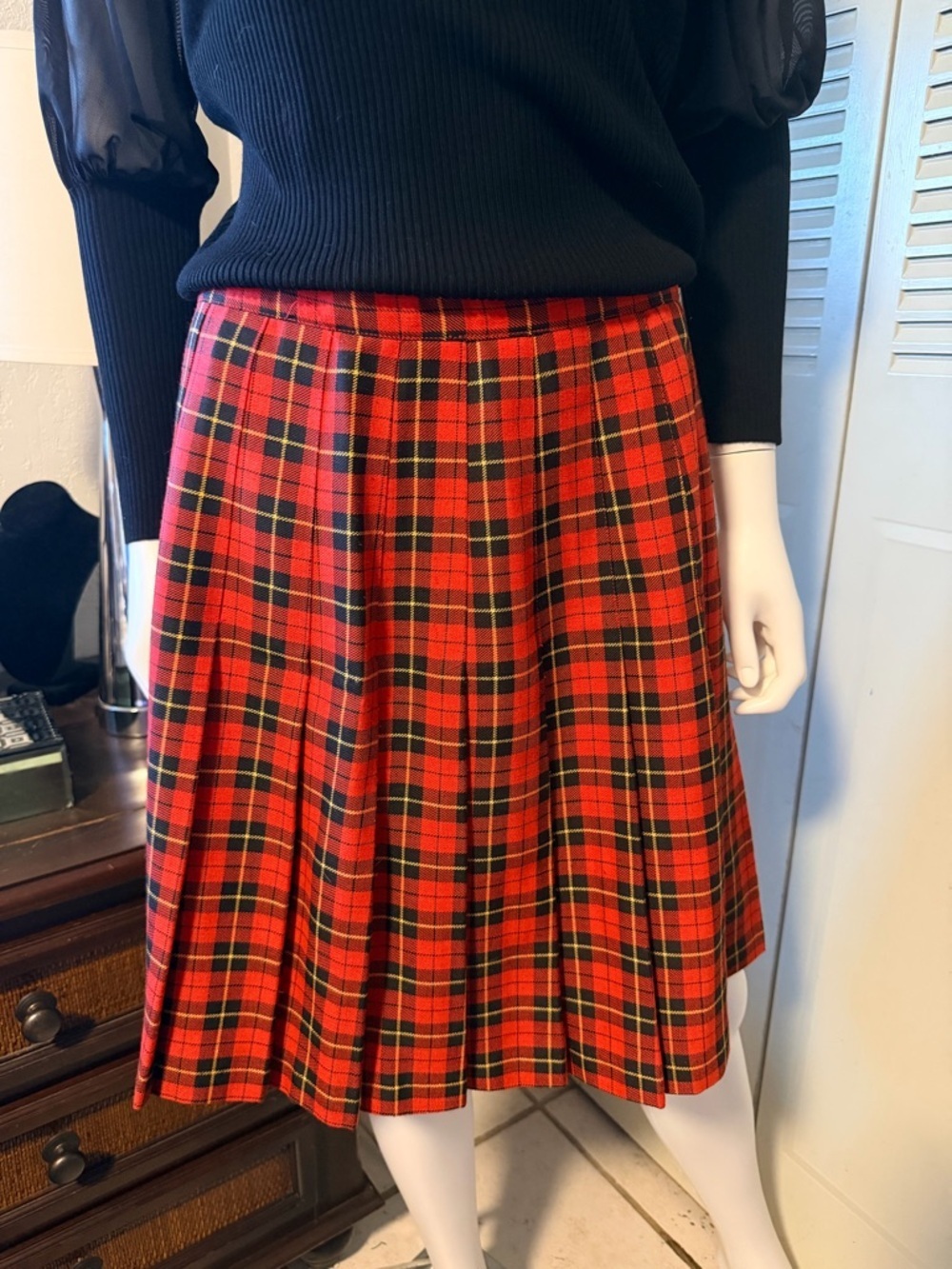 vintage Metro new york Red Plaid A-Line Skirt size 12 - Picture 2 of 9